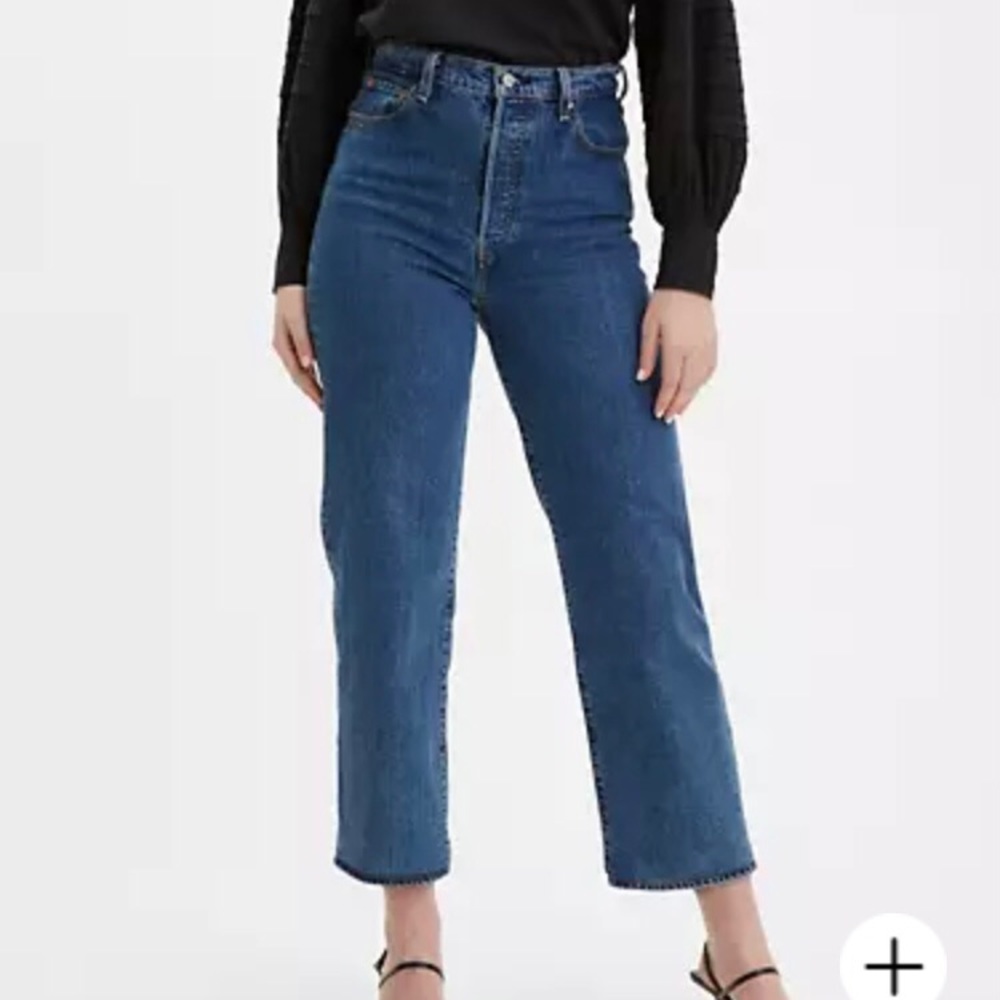 Levi’s Ribcage Straight Ankle Jeans